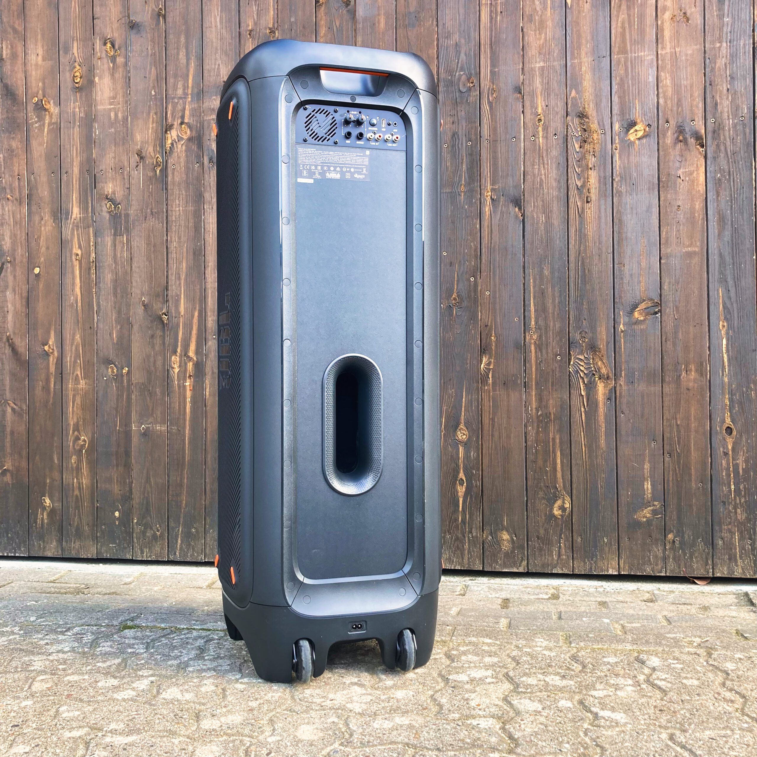 Profi JBL Partybox 1000 🎶 mieten - 🤡 KinderEvents Sehnde 🧒